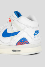 Load image into Gallery viewer, Air Tech Challenge II QS 'White &amp; Laser Crimson'