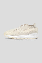 Load image into Gallery viewer, Women&#39;s Air Footscape Woven &#39;Phantom&#39;