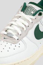 Load image into Gallery viewer, Air Force 1 &#39;07 LX &#39;Summit White &amp; Gorge Green&#39;