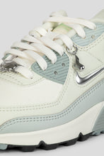 Load image into Gallery viewer, Women&#39;s Air Max 90 SE &#39;Molten Metal&#39;