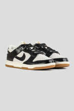 Load image into Gallery viewer, Women&#39;s Dunk Low LX &#39;Black &amp; Phantom&#39;