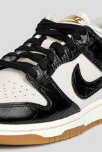 Load image into Gallery viewer, Women&#39;s Dunk Low LX &#39;Black &amp; Phantom&#39;