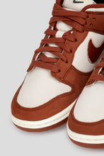 Load image into Gallery viewer, Dunk Low LX &#39;Light Orewood Brown &amp; Rugged Orange&#39;