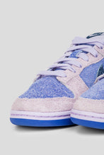 Load image into Gallery viewer, Women&#39;s Dunk Low SE &#39;Hydrangeas&#39;