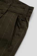 Load image into Gallery viewer, Dean Stripe Pleated Pant