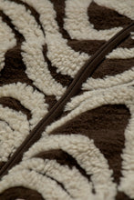 Load image into Gallery viewer, Swirls Jacquard Zip Jacket