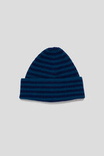 Load image into Gallery viewer, Uno Beanie