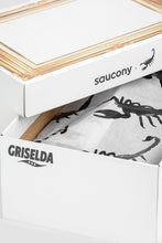 Cargar imagen en el visor de la galería, Saucony x Westside Gunn Grid Jazz 9 'Awesome God'