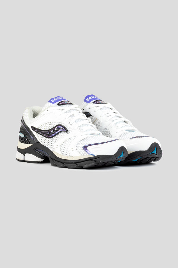 ProGrid Triumph 4 'White / Night Sky'