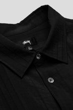 Load image into Gallery viewer, Pleated Textured Shirt Black'