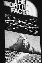 Load image into Gallery viewer, Obsidian Orbit Short-Sleeve Tee 'TNF Black