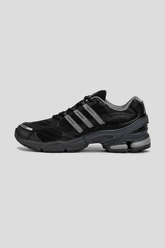 Women's Ozweego Pro 'Core Black'