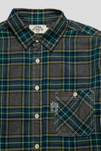 Load image into Gallery viewer, Queenhead Flannel Shirt