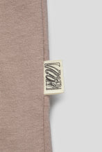 Cargar imagen en el visor de la galería, Victoria Queenhead Logo Tee 'Cement'