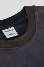 Charger l'image dans la galerie, Victoria Sunfaded Queenhead Longsleeve Tee 'Faded Black'