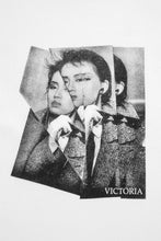 Cargar imagen en el visor de la galería, Victoria MYF Tee 'White'