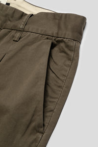 Inverted Pleats Chino