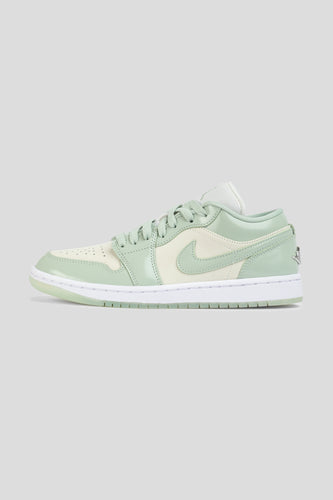 Women's Air Jordan 1 Low SE 'Seafoam / Metallic Silver'