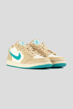 Load image into Gallery viewer, Women&#39;s Air Jordan 1 Low SE &#39;Wave&#39;