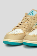 Load image into Gallery viewer, Women&#39;s Air Jordan 1 Low SE &#39;Wave&#39;