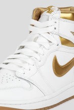 Load image into Gallery viewer, Women&#39;s Air Jordan 1 Retro High OG &#39;White &amp; Gold&#39;