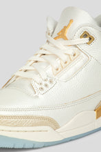 Load image into Gallery viewer, Women's Air Jordan 3 Retro 'Sail &amp; Pale Ivory'