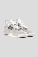 Load image into Gallery viewer, Air Jordan 4 Retro &#39;Frozen Moments&#39;