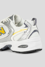 Load image into Gallery viewer, Women's 530 'Silver Metallic / Sea Salt'