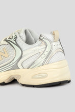 Load image into Gallery viewer, Women's 530 'Silver Metallic / Linen'