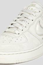 Load image into Gallery viewer, Women's Air Force 1 '07 'Light Orewood Brown'