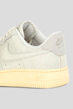 Load image into Gallery viewer, Women&#39;s Air Force 1 &#39;07 &#39;Sail &amp; Muslin&#39;