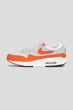 Load image into Gallery viewer, Air Max 1 &#39;Safety Orange&#39;