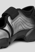 Load image into Gallery viewer, Women's Air Rift Leather 'Metallic Silver &amp; Black'