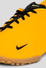 Load image into Gallery viewer, Women's Astra Ultra 'University Gold &amp; Gum Light Brown'