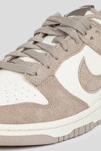 Load image into Gallery viewer, Women's Dunk Low 'Malt'