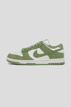 Load image into Gallery viewer, Women&#39;s Dunk Low PRM &#39;Safari Oil Green&#39;