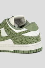 Load image into Gallery viewer, Women&#39;s Dunk Low PRM &#39;Safari Oil Green&#39;