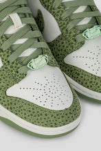 Load image into Gallery viewer, Women&#39;s Dunk Low PRM &#39;Safari Oil Green&#39;