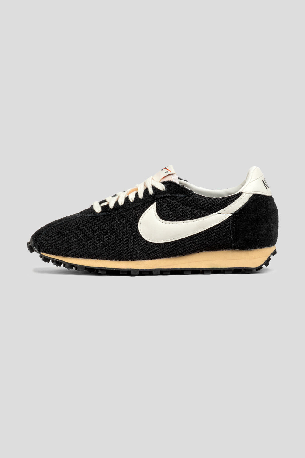 Women s Nike LD 1000 Black Sail HM0950 001 Foosh