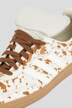 Load image into Gallery viewer, Women's Samba Long Tongue 'White Cow Print'