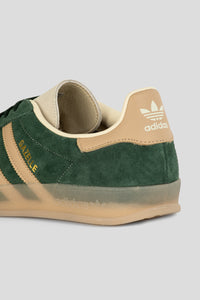 Gazelle Indoor 'Shadow Green / Warm Sandstone'