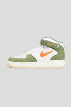 Load image into Gallery viewer, Air Force 1 Mid QS &#39;Olive Green and Total Orange&#39;