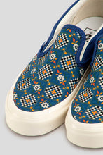Load image into Gallery viewer, Classic Slip-On 98 DX &#39;Tile Checker&#39;